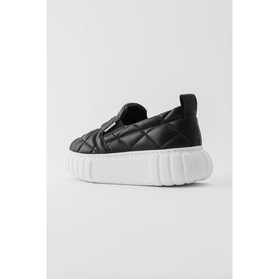 Axel Arigato Haze Slip On Black